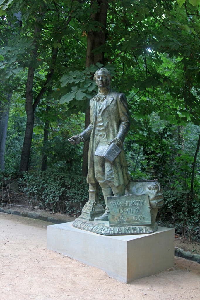 Statue of Washington Irving